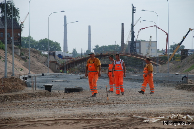 Строительство путепровода (октябрь 2010)