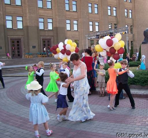 Елена Пастернак с воспитанниками 2007
